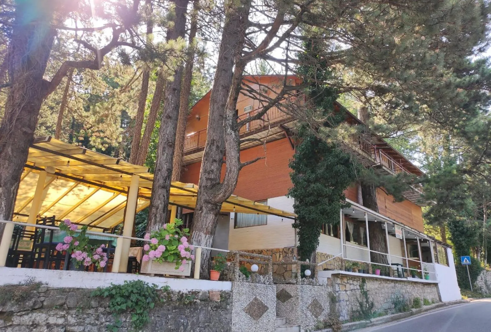 Hotel Toni Llogora Dukat 阿尔巴尼亚